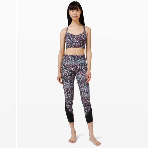 Lululemon Wunder Under High-Rise Crop 23" Tight In Scallop Water Blossom Size 6 - Picture 14 of 16